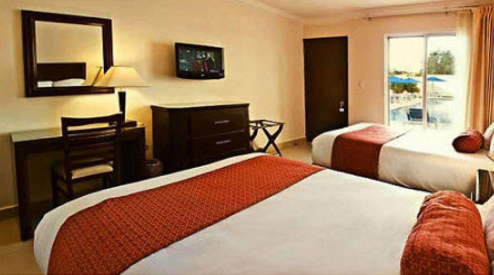 Hotel Bonampak Канкун Экстерьер фото