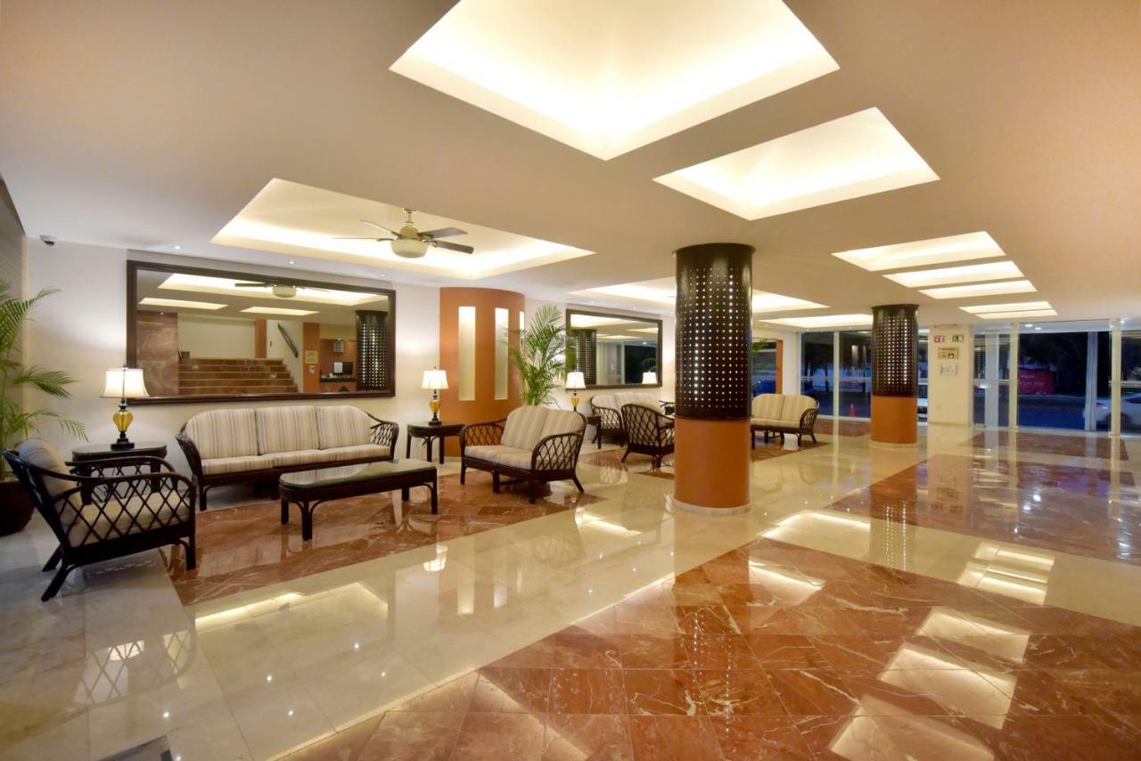 Hotel Bonampak Канкун Экстерьер фото